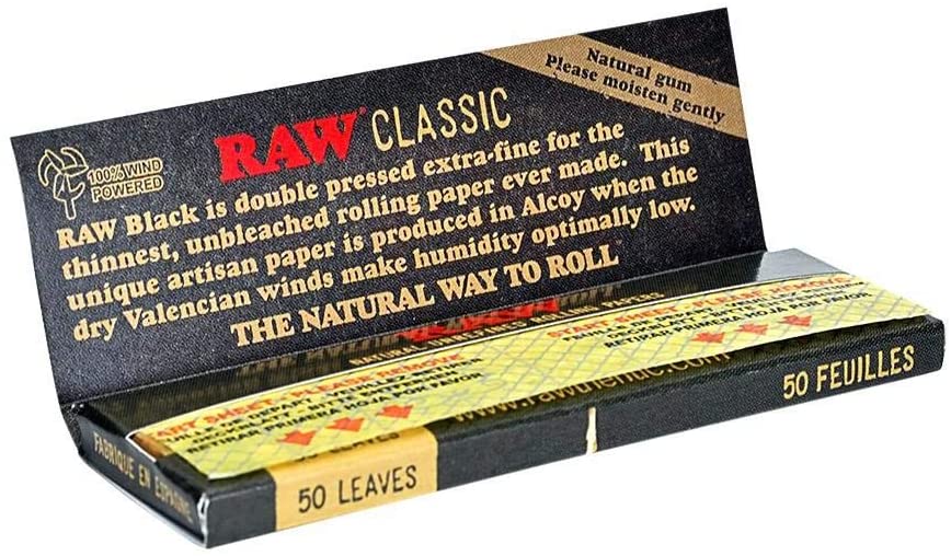 RAW Black 1 1/4 Rolling Papers